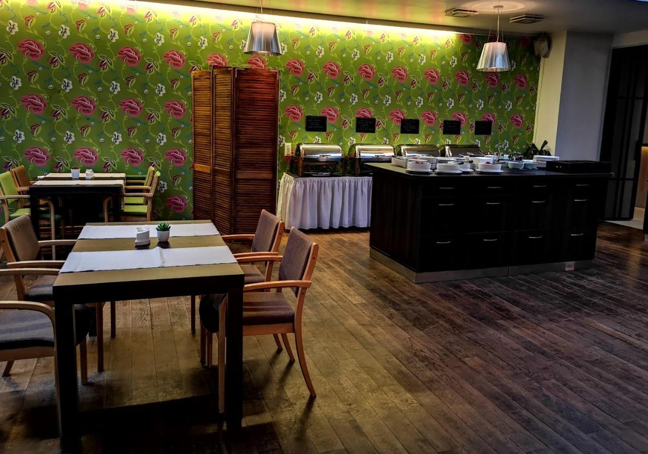 Amrita Hotel Liepaja Luaran gambar